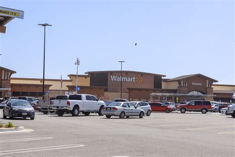 Walmart hesperia ca - WALMART Hesperia, CA. WALMART STORE HESPERIA opening hours. Closes in 7 h 17 min. Opening Hours. Hours set on April 9, 2020. Monday. 5:00 AM - …